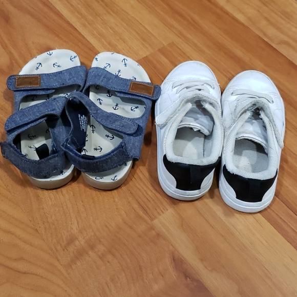 H&M Sandals and sneakers size 9 prize is for both - Picture 2 of 3